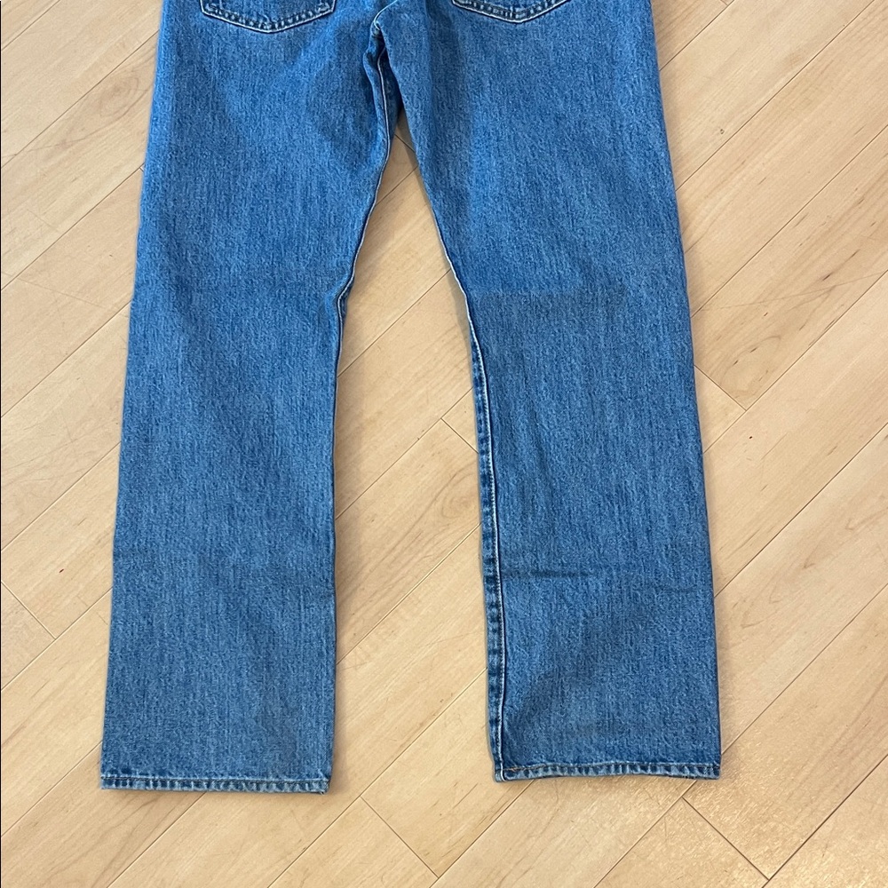 Levi's Classic Straight Denim Jeans - Picture 10 of 14